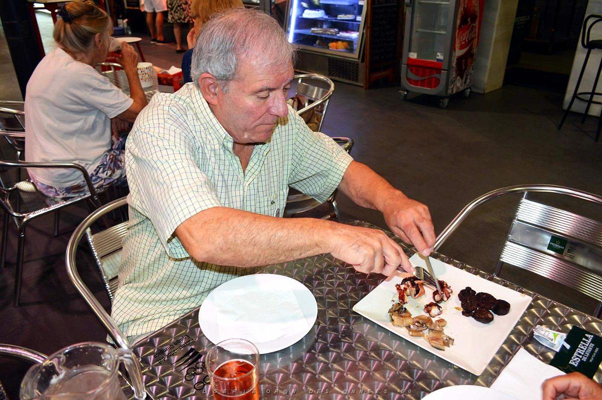 16 ALMERIA -TAPAS AVEC LES AMIS AU FLORIDA (49).JPG